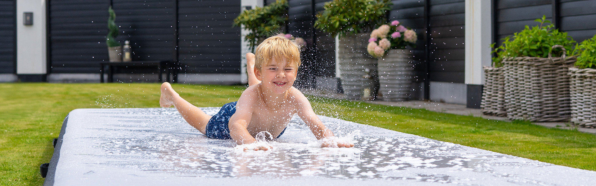 frontpage-slip-and-slide